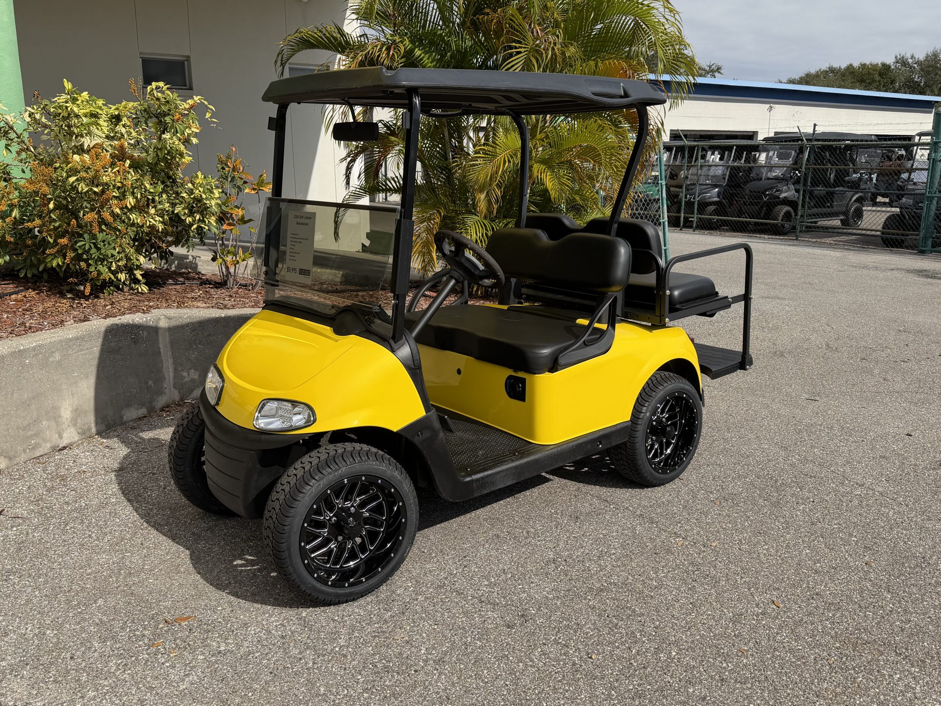 Refurbished EZGO RXV Elite Lithium