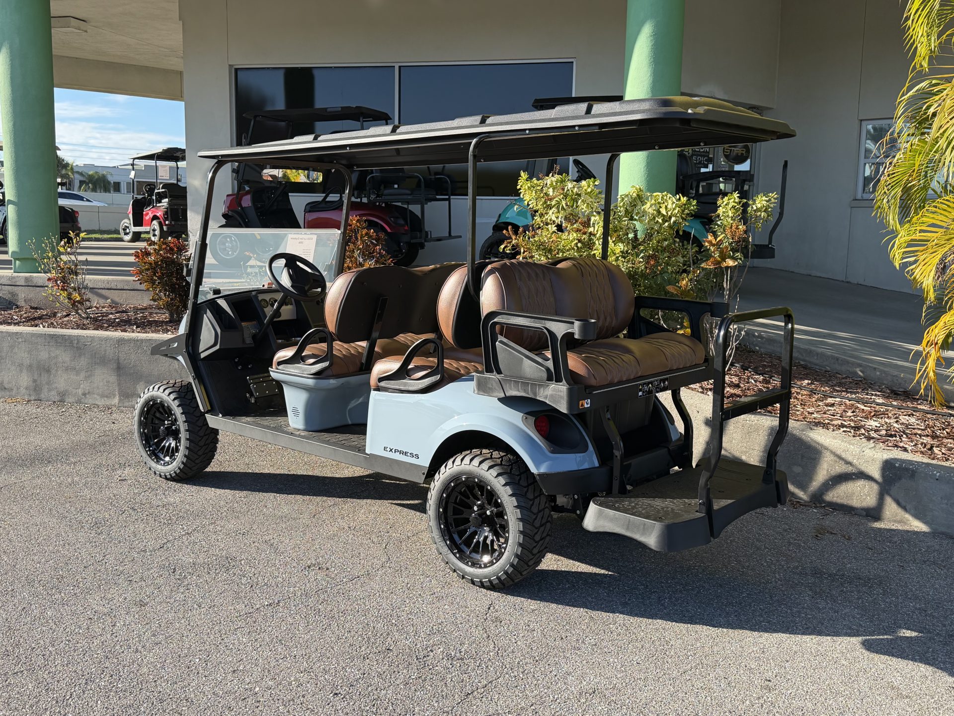 2026 EZGO L6 GAS - Image 2