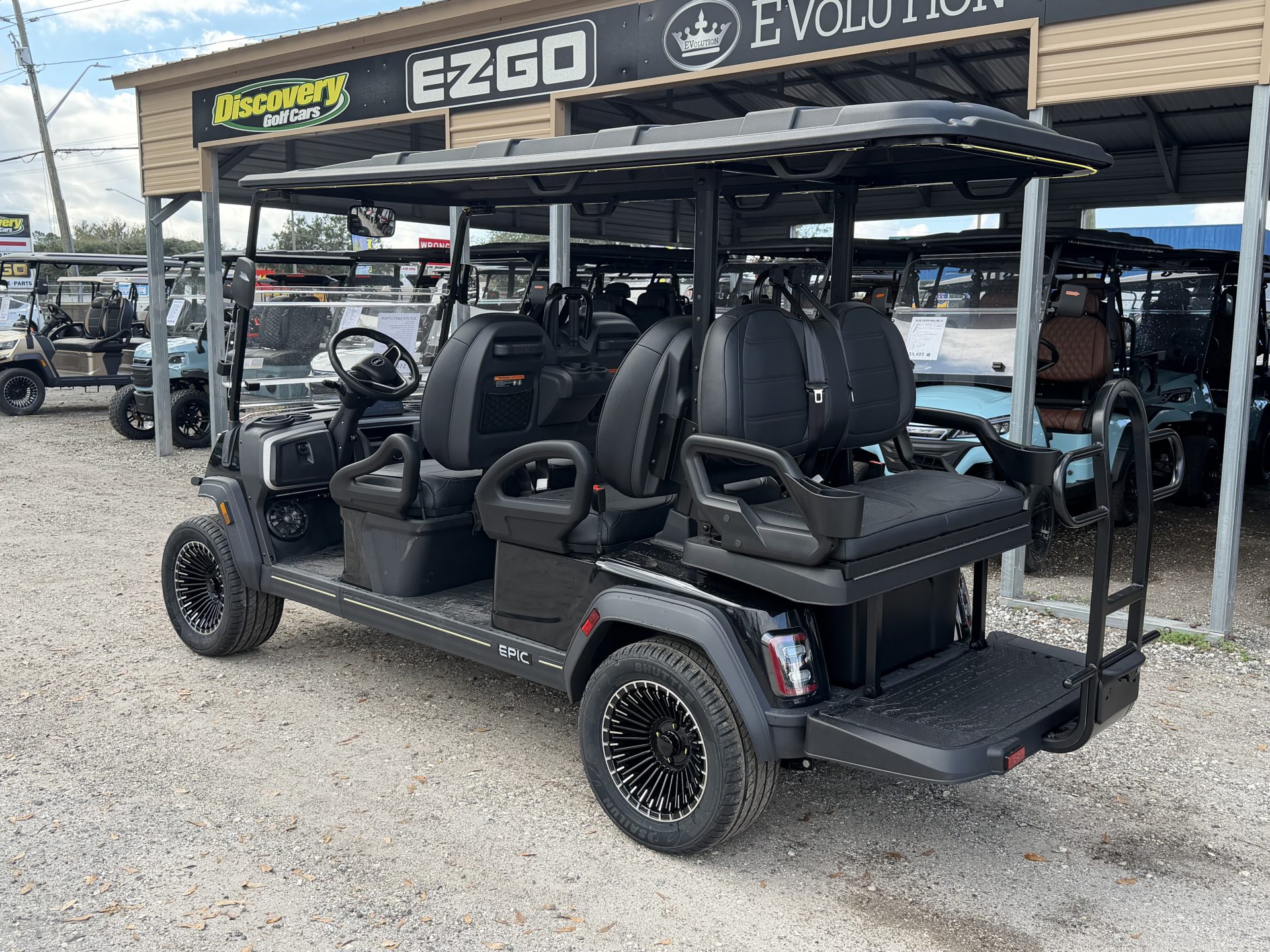 2026 Epic E60FX Metallic Black - Image 2