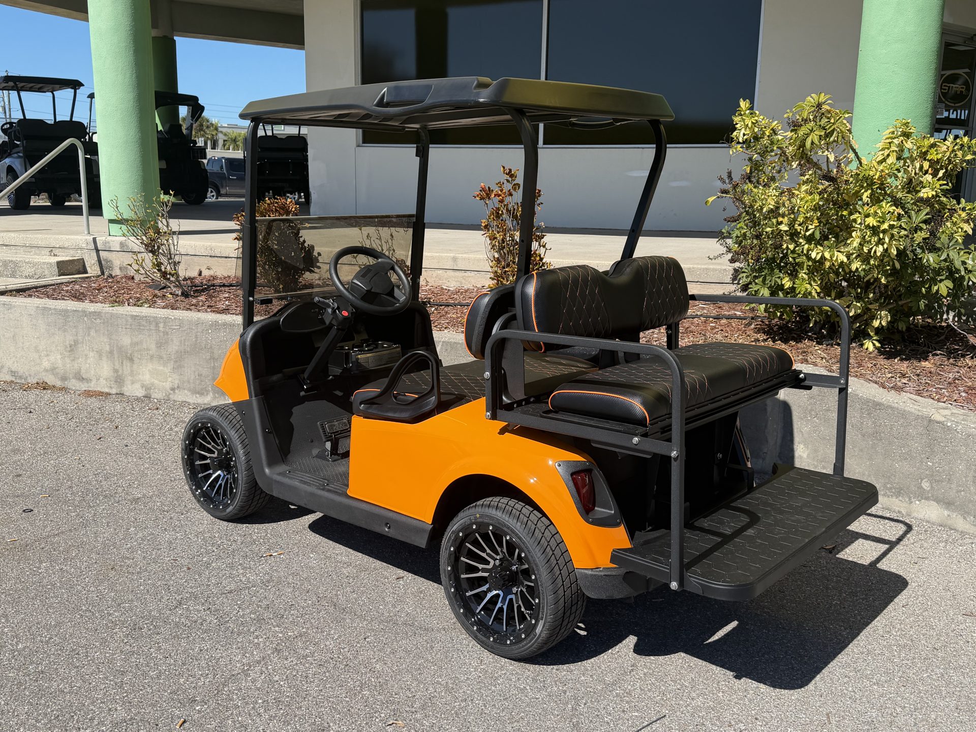 2020 Refurbished EZGO RXV Elite Lithium - Image 2