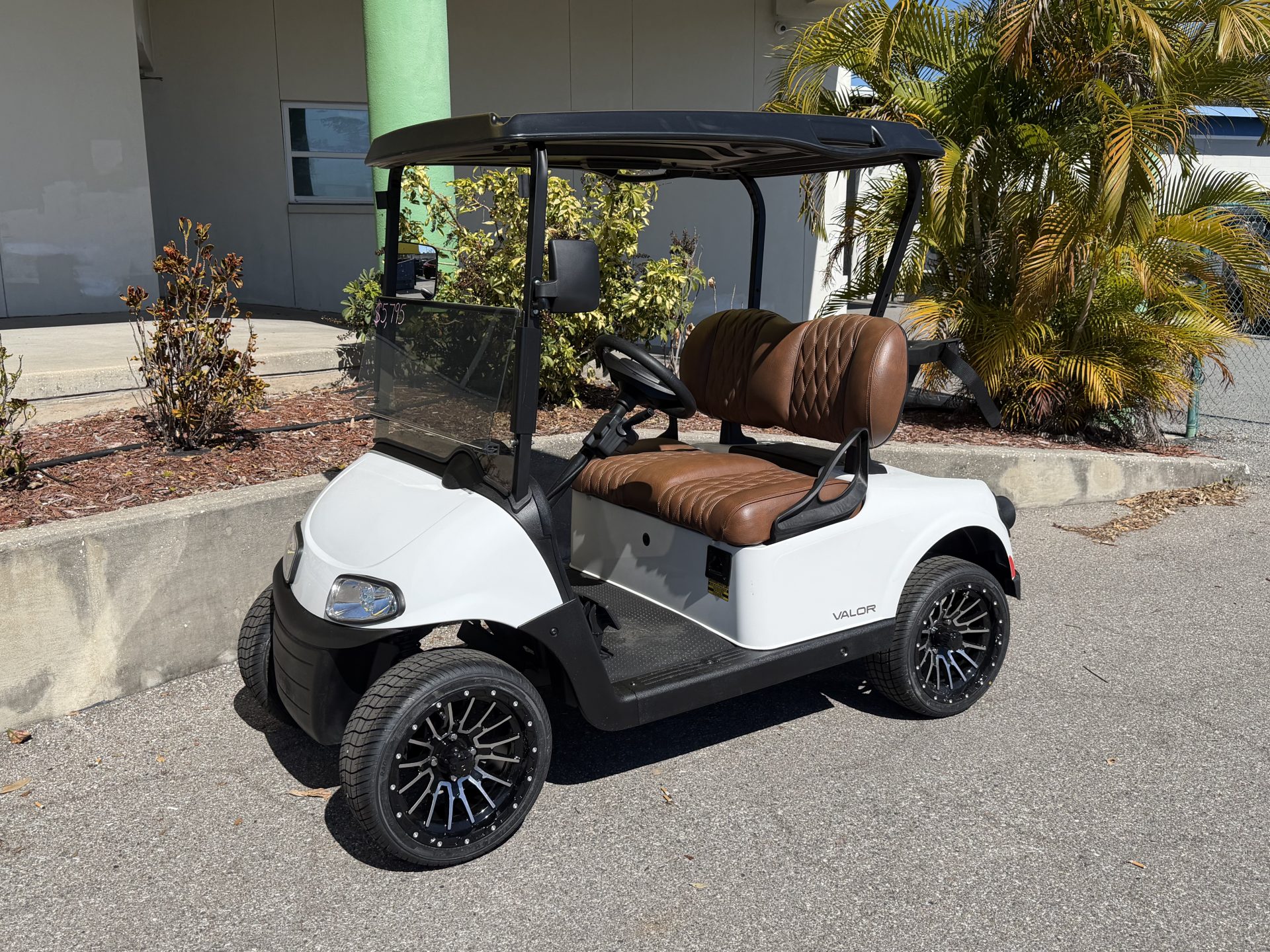 Refurbished EZGO RXV Elite Lithium Golf Package