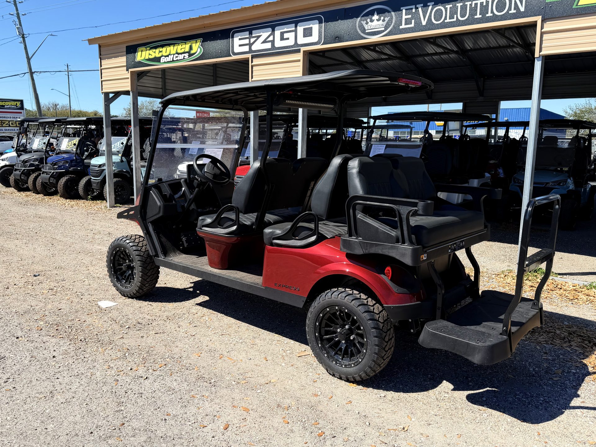 2026 EZGO L6 Gas Kawasaki - Image 2
