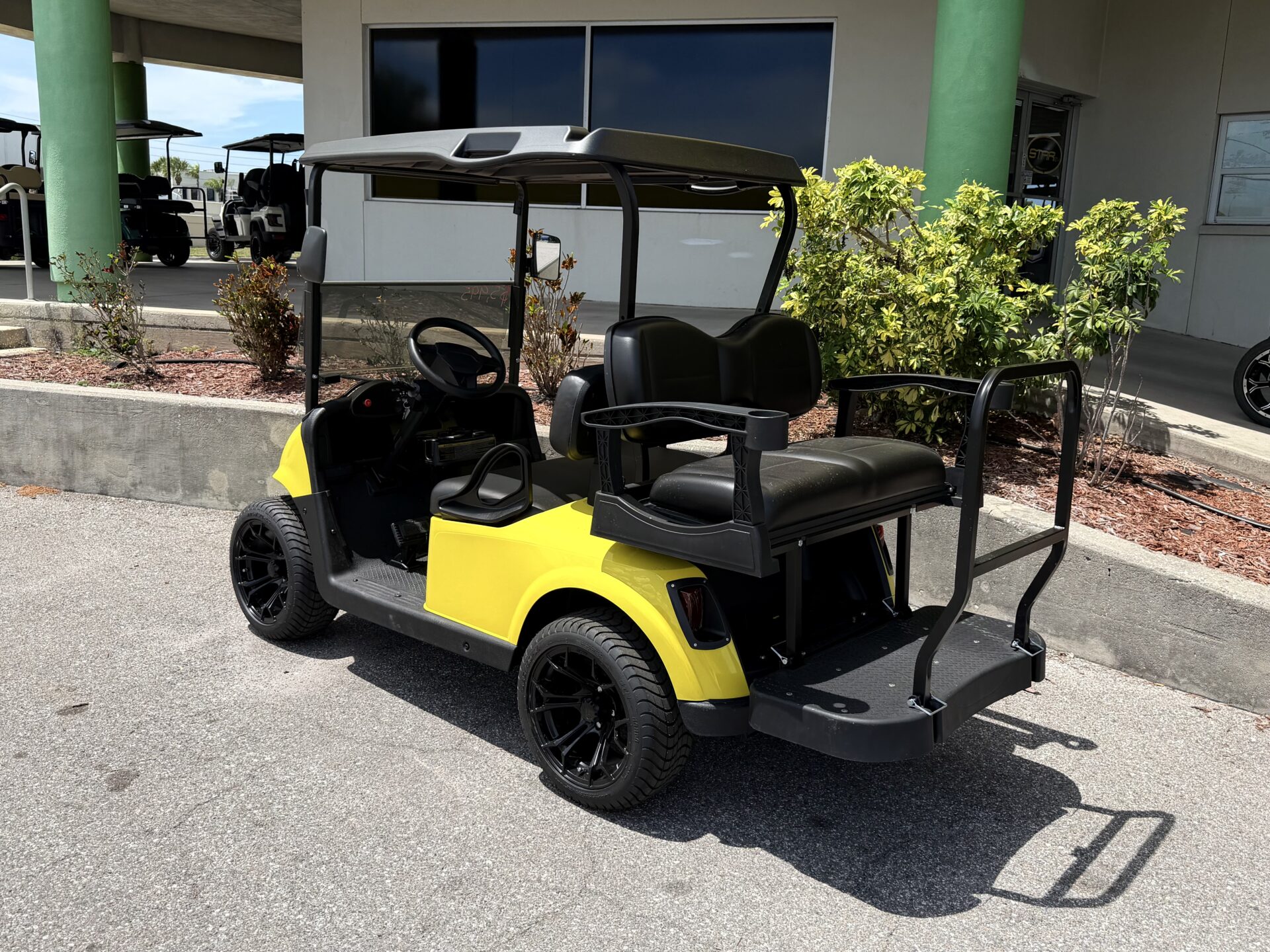 2020 EZGO RXV Refurbished Lithium - Image 2
