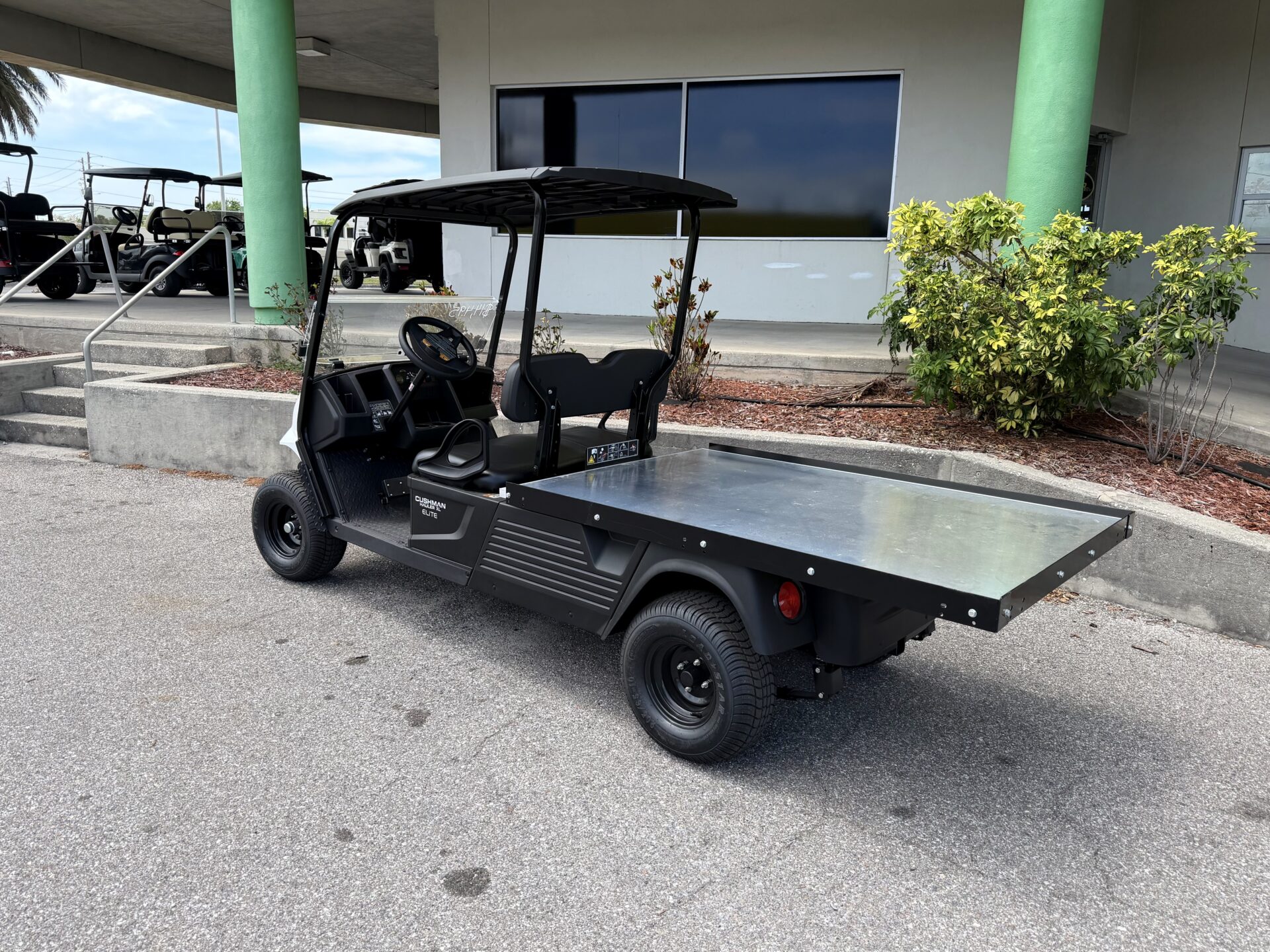 2026 Cushman Hauler XL Elite - Image 2