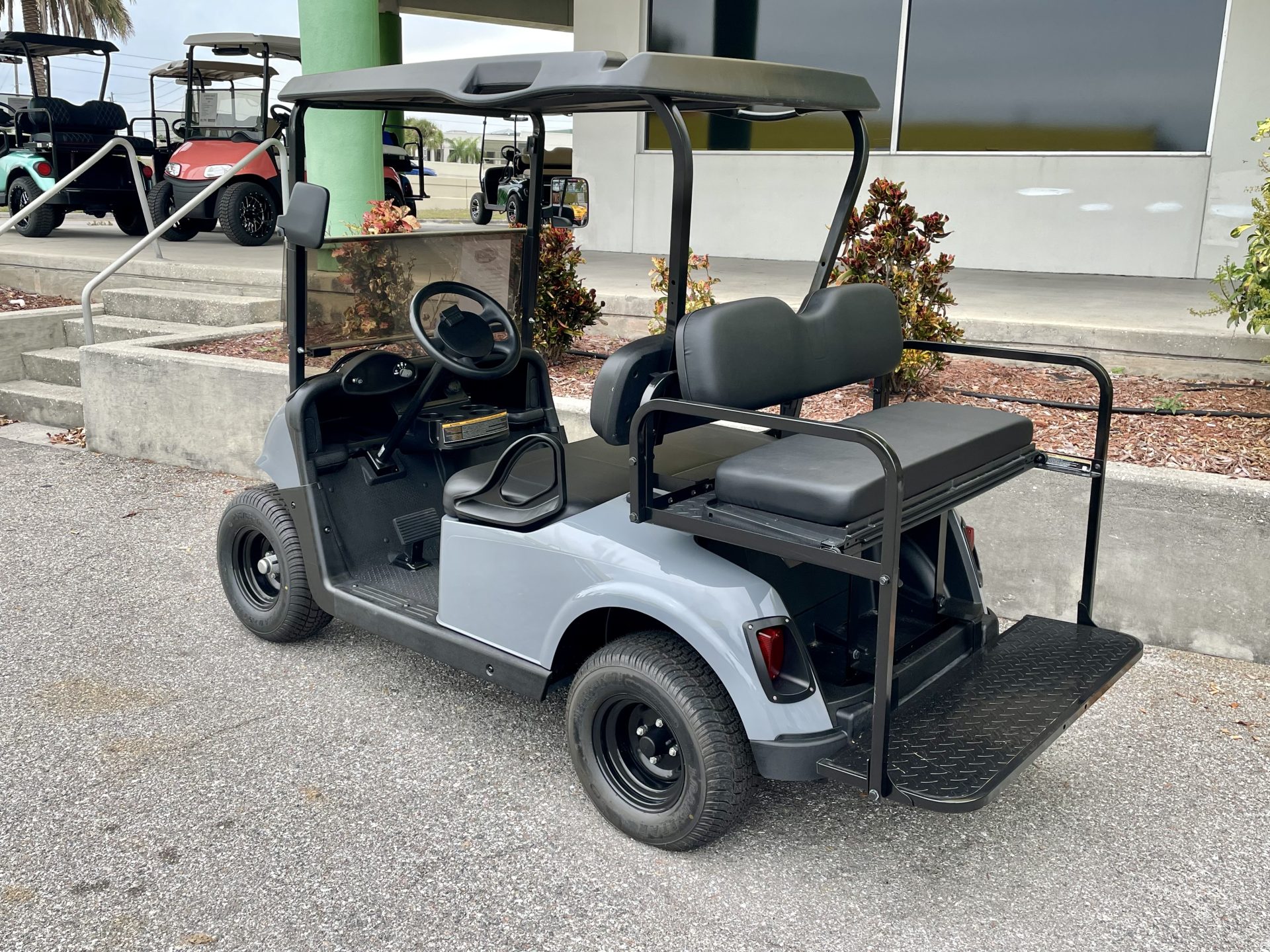 Refurbished EZGO RXV Elite Lithium - Image 2